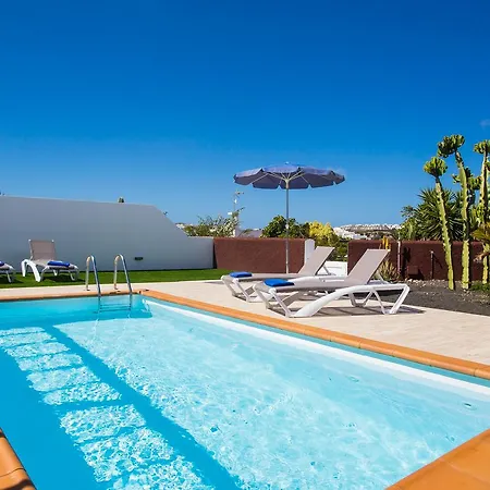 Las Marinas Deluxe Playa Blanca  Exterior photo